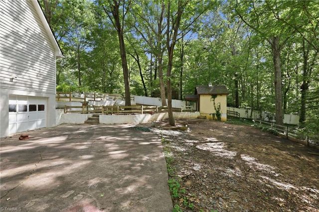 4790 Country Boy Lane, Clemmons, NC 27012