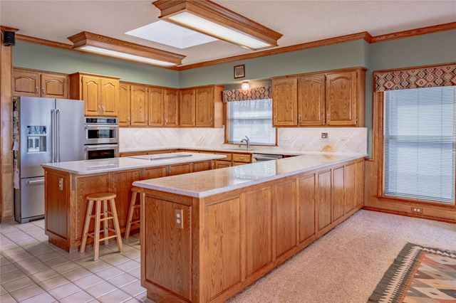102 Brentwood Estates Drive, Trinidad, TX 75163