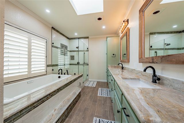 102 Brentwood Estates Drive, Trinidad, TX 75163