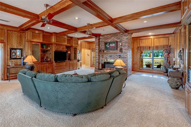 102 Brentwood Estates Drive, Trinidad, TX 75163