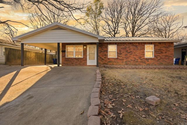 6315 Blackhawk Dr, North Little Rock, AR 72116