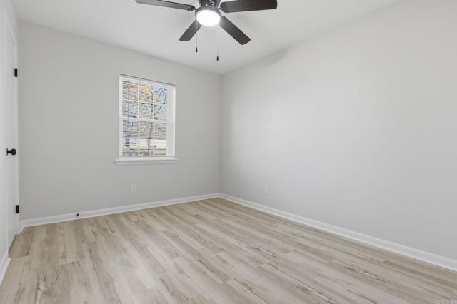 6315 Blackhawk Dr, North Little Rock, AR 72116