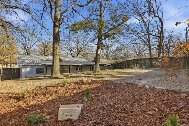 6315 Blackhawk Dr, North Little Rock, AR 72116