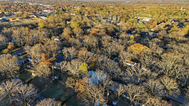 6315 Blackhawk Dr, North Little Rock, AR 72116