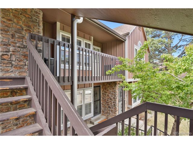 1214 S Flower Cir E, Lakewood, CO 80232