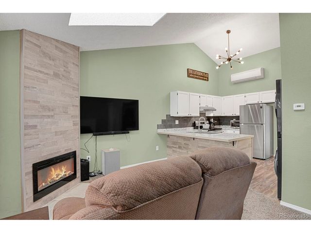 1214 S Flower Cir E, Lakewood, CO 80232