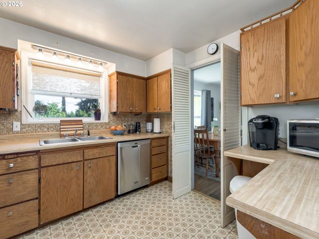 3004 Ne 54TH St, Vancouver, WA 98663