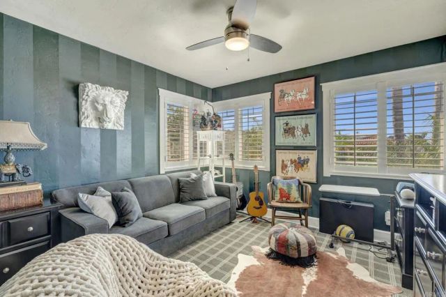 4620 Narragansett, San Diego, CA 92107