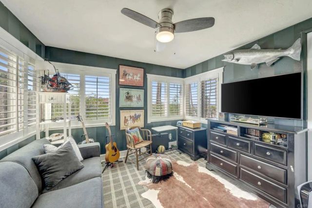 4620 Narragansett, San Diego, CA 92107