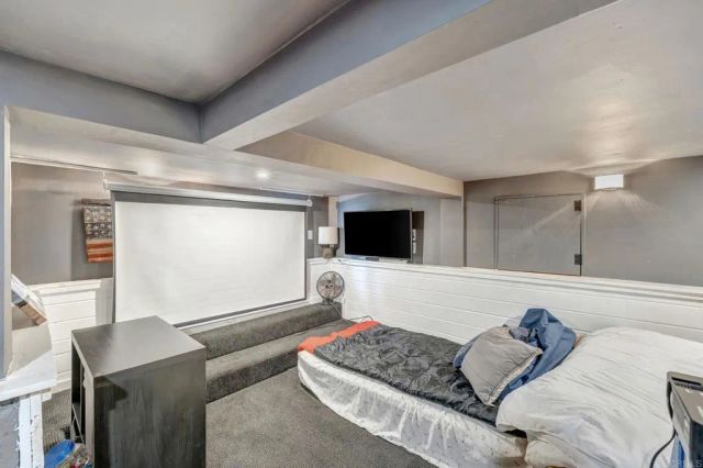 4620 Narragansett, San Diego, CA 92107