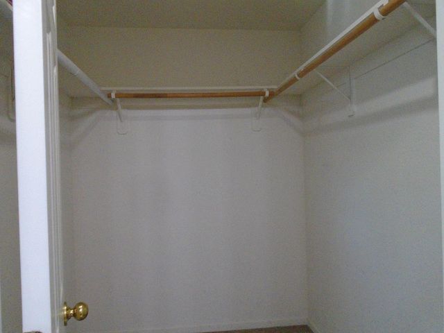 2141 W Hampton Drive, Hanford, CA 93230