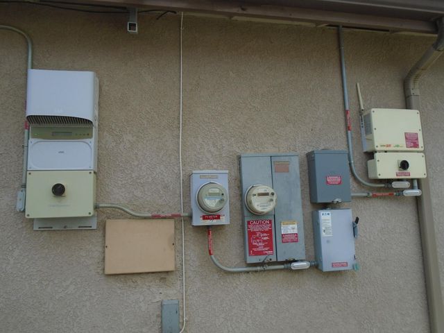 2141 W Hampton Drive, Hanford, CA 93230