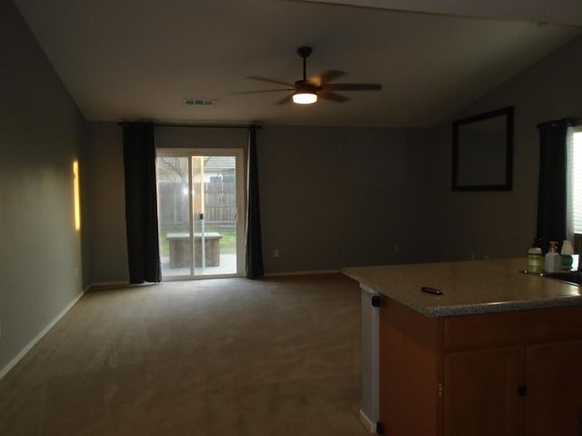 2141 W Hampton Drive, Hanford, CA 93230