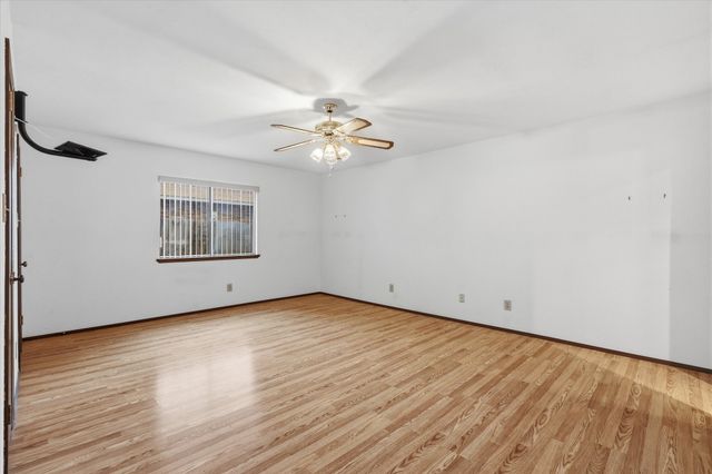 2929 Silverdale Lane, Garland, TX 75044