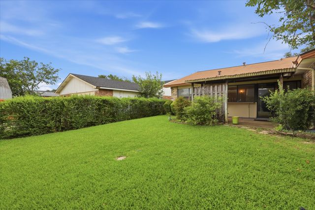 2929 Silverdale Lane, Garland, TX 75044