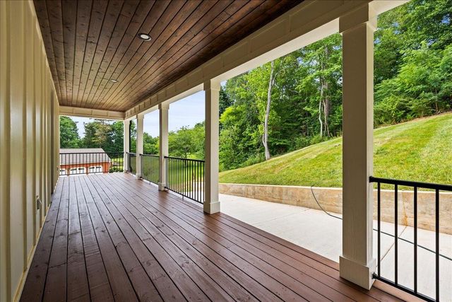 9921 Frost Ridge Drive, Ooltewah, TN 37363