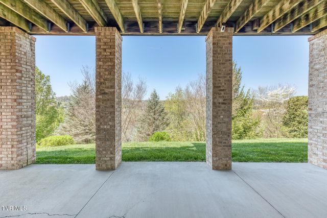 17 Cypress Ridge Court, Jonesborough, TN 37659