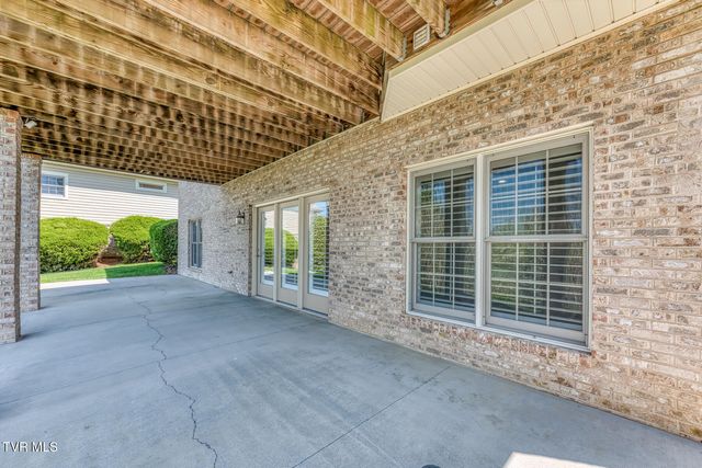 17 Cypress Ridge Court, Jonesborough, TN 37659
