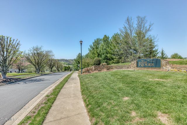 17 Cypress Ridge Court, Jonesborough, TN 37659