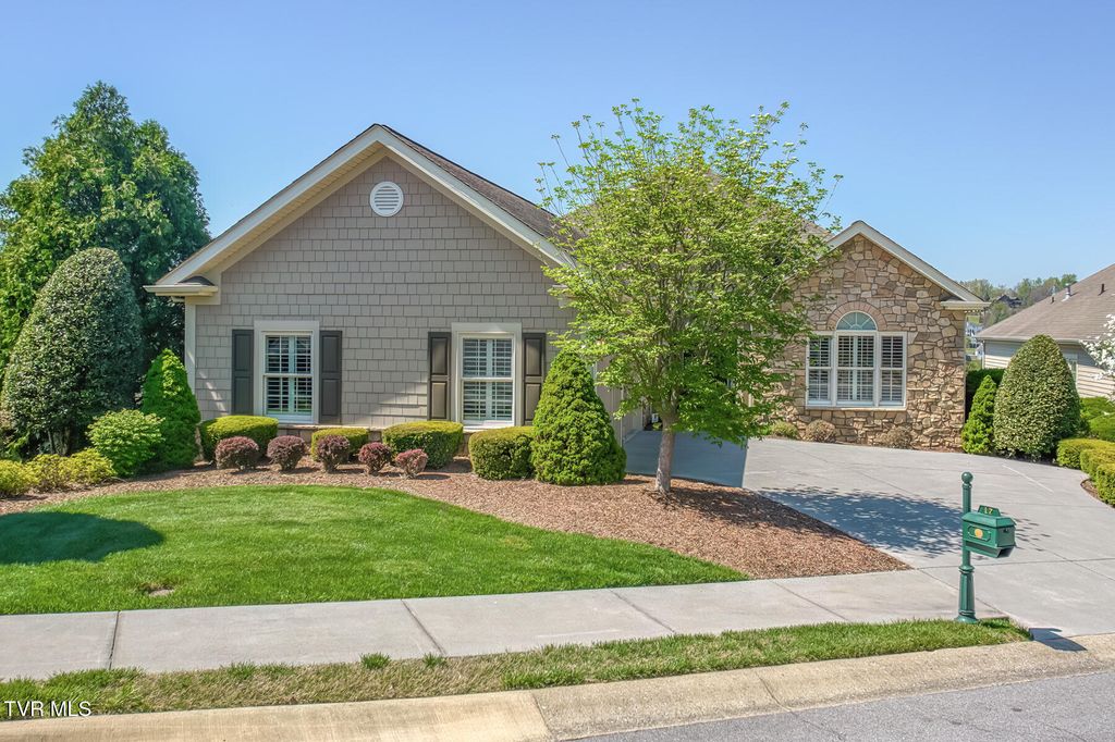 17 Cypress Ridge Court, Jonesborough, TN 37659