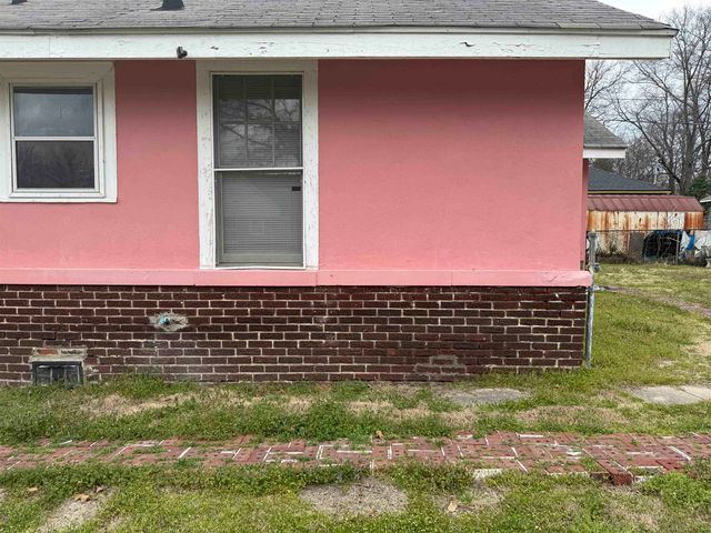 1284 S WILLETT ST, Memphis, TN 38106