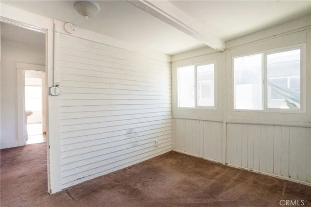 5049 Meridian, Los Angeles, CA 90042