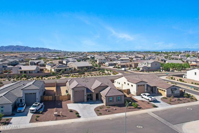 17308 W ROYAL PALM Road, Waddell, AZ 85355