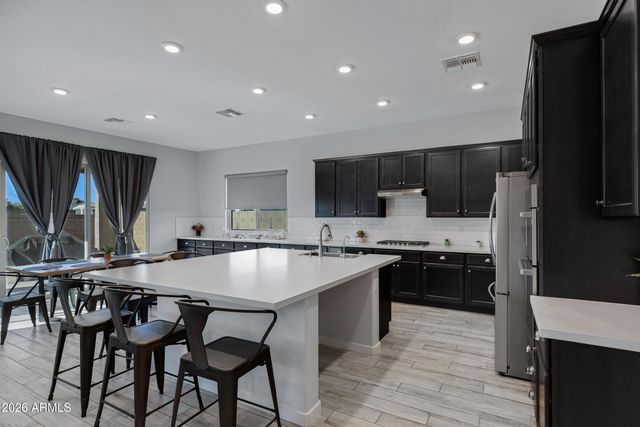 17308 W ROYAL PALM Road, Waddell, AZ 85355