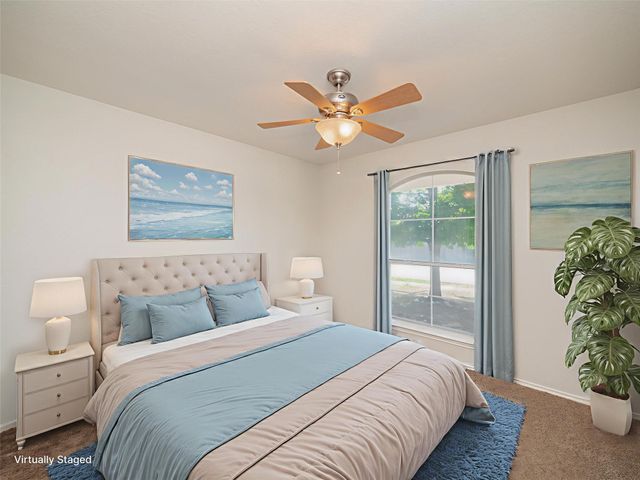 604 Creston ST, Hutto, TX 78634