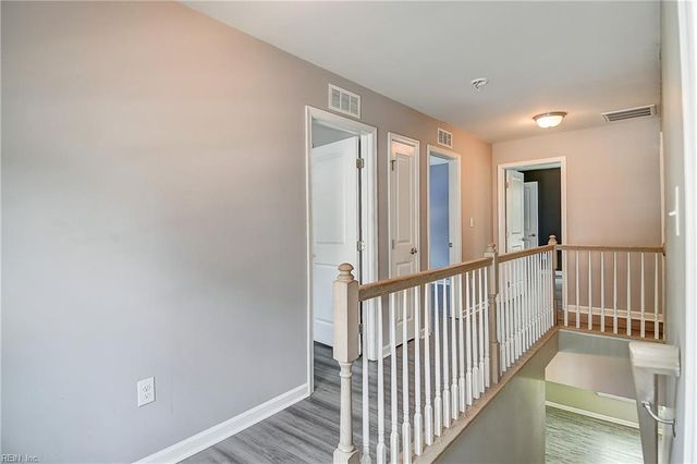 369 Manning Ln, Hampton, VA 23666