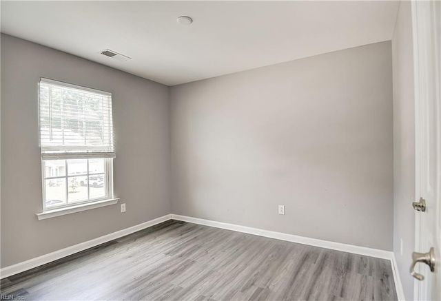 369 Manning Ln, Hampton, VA 23666