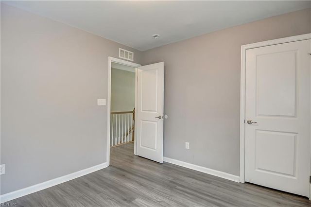 369 Manning Ln, Hampton, VA 23666