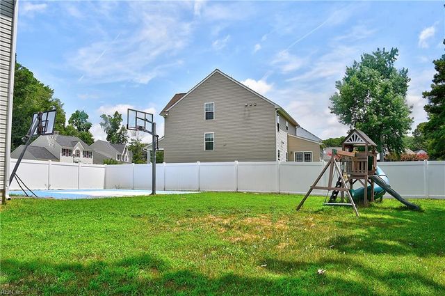 369 Manning Ln, Hampton, VA 23666