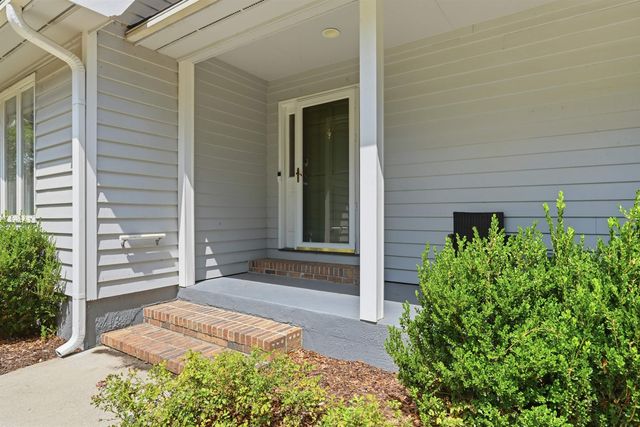 5270 Berkeley Ct., Murrells Inlet, SC 29576