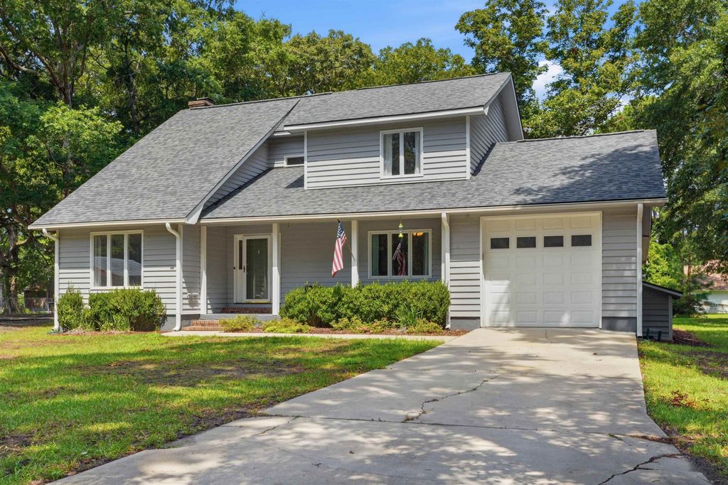 5270 Berkeley Ct., Murrells Inlet, SC 29576
