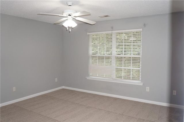 599 Fox Creek Crossing, Woodstock, GA 30188