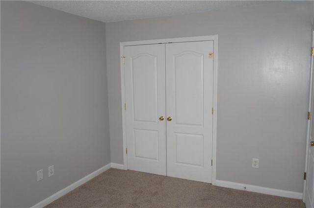 599 Fox Creek Crossing, Woodstock, GA 30188