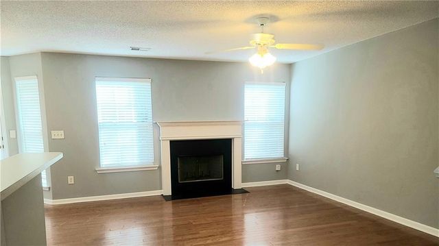 599 Fox Creek Crossing, Woodstock, GA 30188