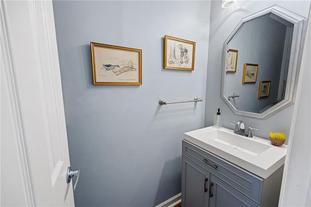 926 W Mill Trace NW, Kennesaw, GA 30152