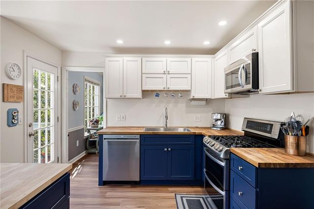 926 W Mill Trace NW, Kennesaw, GA 30152