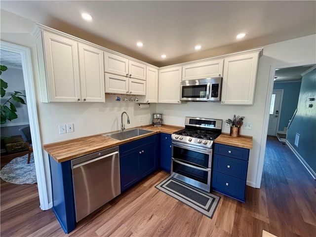 926 W Mill Trace NW, Kennesaw, GA 30152