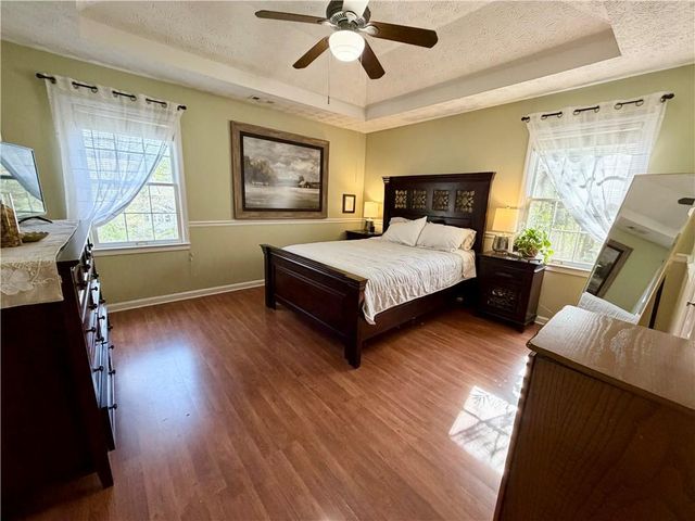 926 W Mill Trace NW, Kennesaw, GA 30152