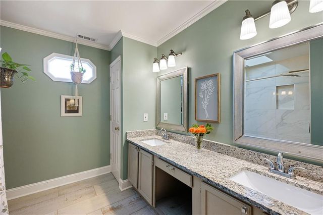 926 W Mill Trace NW, Kennesaw, GA 30152