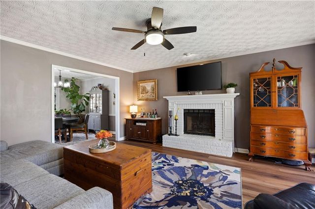 926 W Mill Trace NW, Kennesaw, GA 30152