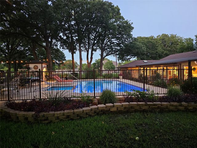 2311 Chaparral Trail, Mansfield, TX 76063