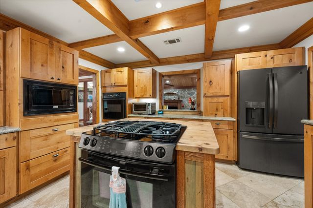 2311 Chaparral Trail, Mansfield, TX 76063
