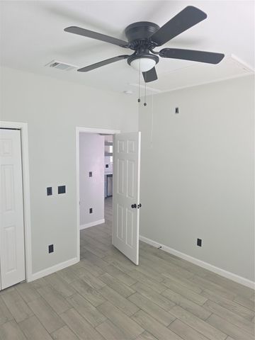 3221 Ennis Street, Houston, TX 77004