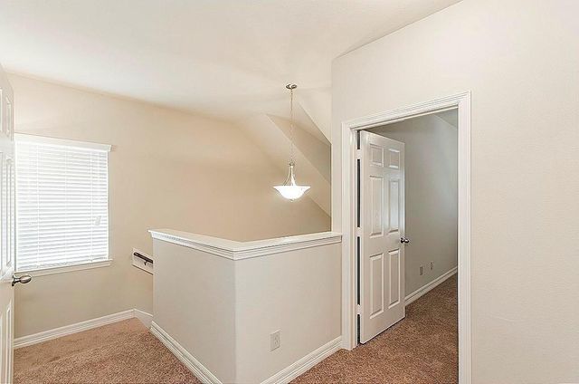 36 Woodland Hills Drive B, Conroe, TX 77303