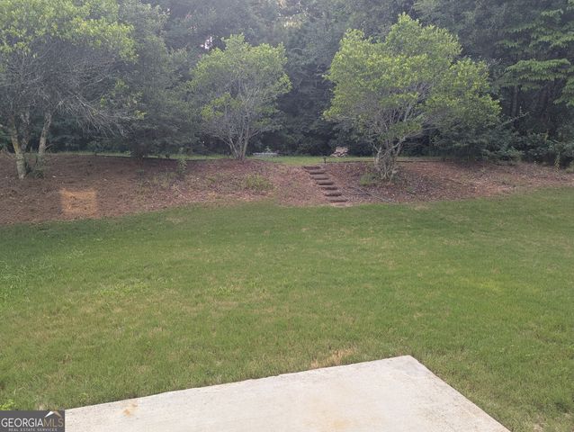 212 Autumn Trail, Acworth, GA 30102