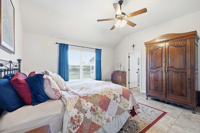 134 Donna Circle, Granbury, TX 76049